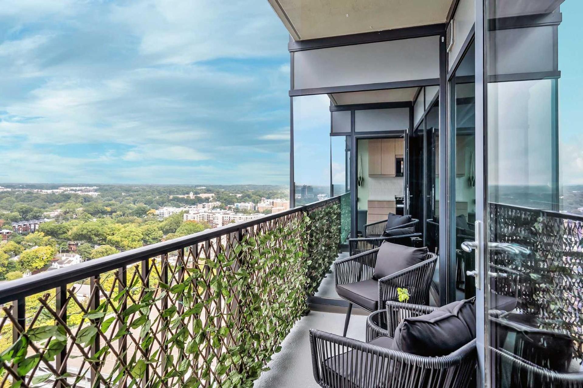 High-Rise Apt Raleigh Free Parking & Sunset View 1 Zewnętrze zdjęcie