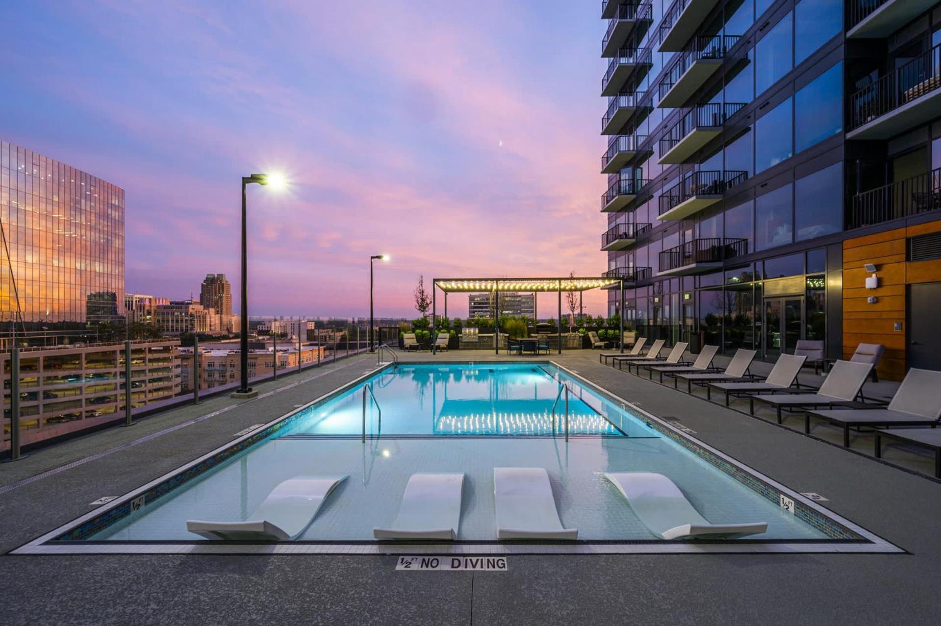High-Rise Apt Raleigh Free Parking & Sunset View 1 Zewnętrze zdjęcie